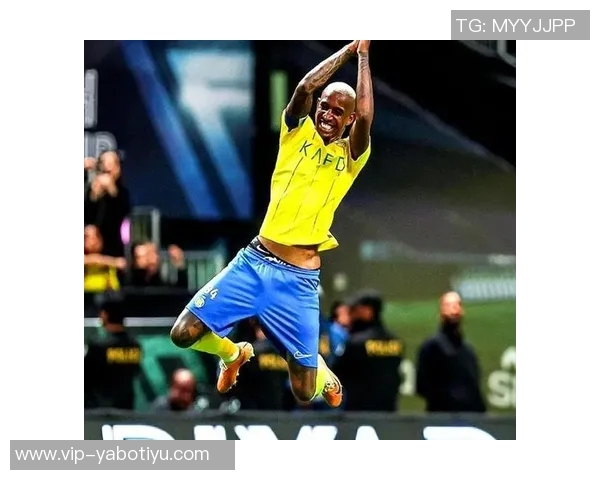 费内巴切决定清洗塔利斯卡500万年薪成负担引发关注