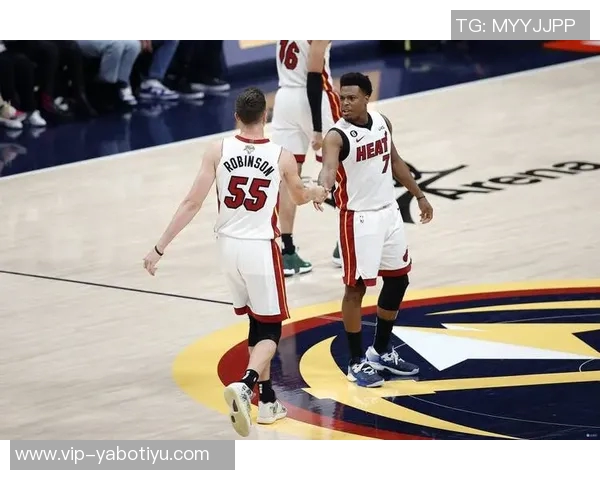 明天NBA杯四分之一决赛热火对阵魔术希罗有望复出助力球队争胜